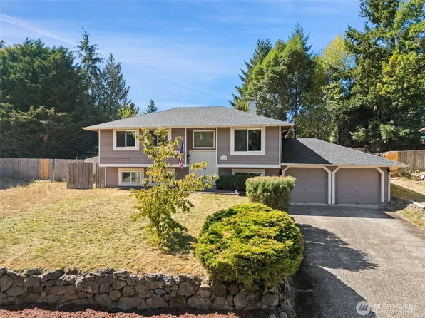 7265 Thasos Avenue NE, Bremerton, WA 98311