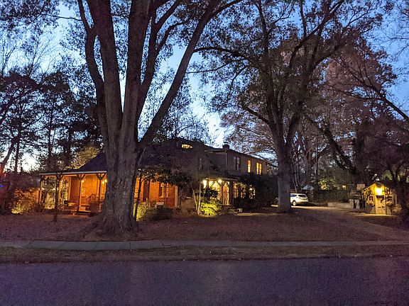 5th image of 3810 Kenwood Ave