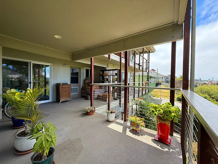 225 Buena Vista Ave #3 — Photo 6