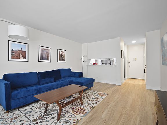 4th image of 145 E 48th St APT 7D