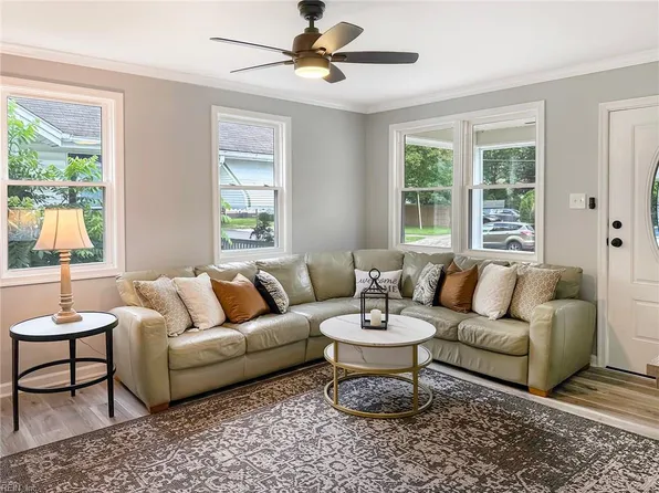 305 Constitution Ave, Portsmouth, VA 23704