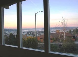 57 Monterey Dr NE, Renton, WA 98056