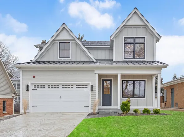 213 Holmes Ave, Clarendon Hills, IL 60514