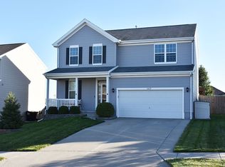 6413 Elm Hurst Dr, Papillion, NE 68157