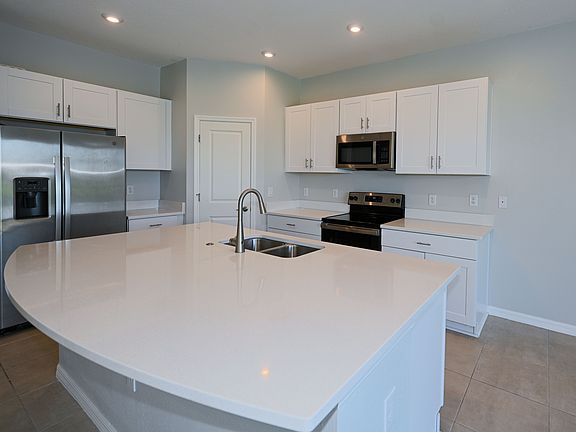 2nd image of 8644 Lunar Skye St