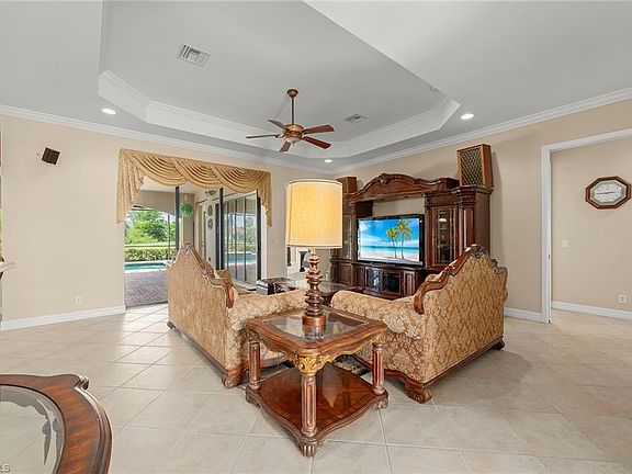 3rd image of 12328 Avida LN