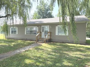 527 W 6th St, Centralia, IL 62801