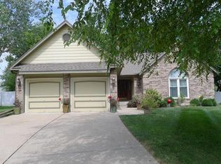 3500 SW Windbrook Dr, Lees Summit, MO 64082