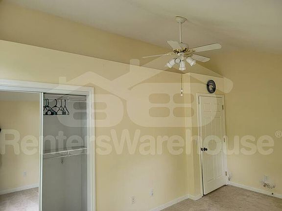 3rd image of 1619 Lawrence Ave Unit A