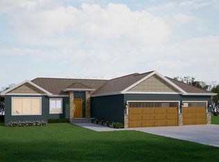 2834 12th St W, West Fargo, ND 58078