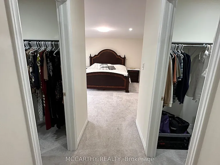 451 Black Cherry Cres — Photo 24
