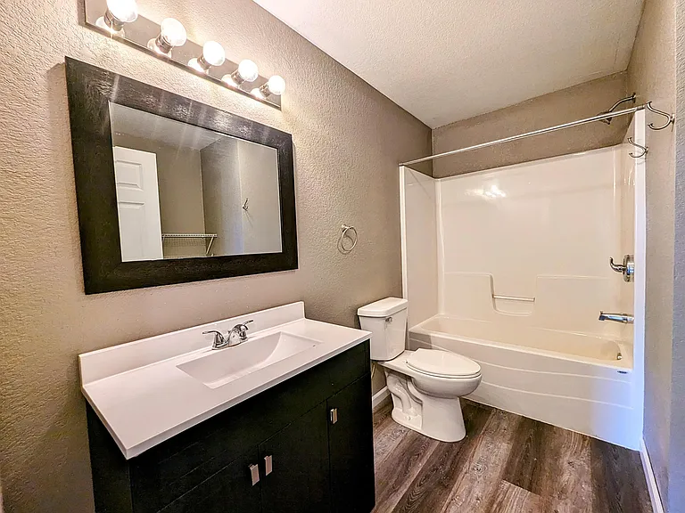 1315 B Ave W #9 — Photo 6