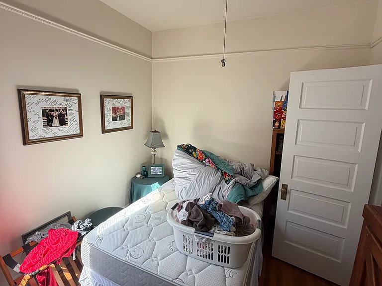 1741 W Byron St #2 — Photo 15