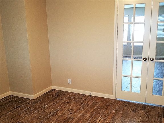 4th image of 3823 Ponderosa Bnd