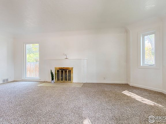 4th image of 1701 Fairacre Dr