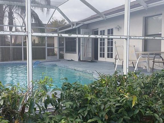2nd image of 1023 Peachwood Dr