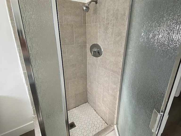8751 W. Guthrie Ave. — Photo 11