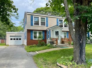 7 Emanual Dr, Brunswick, ME 04011