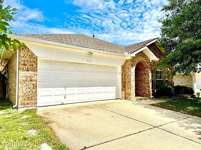 1st image of 4753R Birchbend Ln