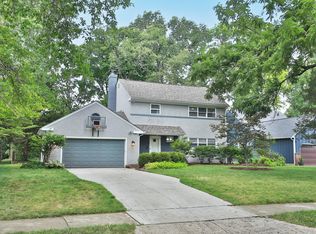155 Roosevelt Ave, Columbus, OH 43209