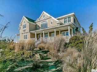 776 Dune Rd, Westhampton Beach, NY 11978