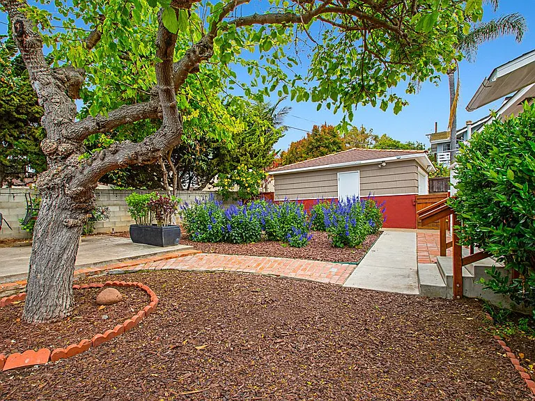 4866 Academy St — Photo 17
