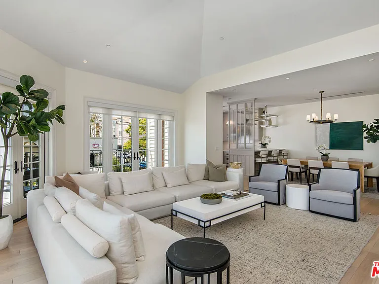 15225 Palisades Village Ln #205 — Photo 4