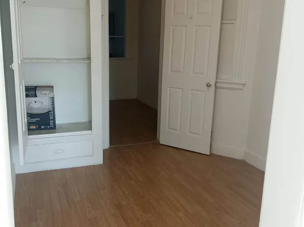 422 Saint Pauls Avenue image 10 of 11