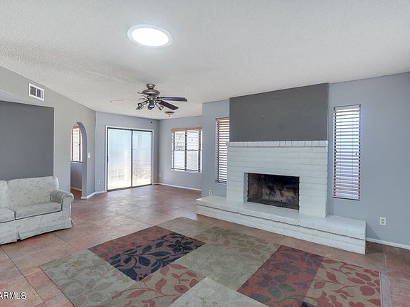 5th image of 6614 W Poinsettia Dr