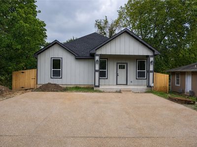 911 Harlem Ln, Bryan, TX, 77803