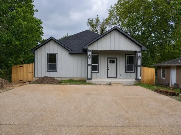 911 Harlem Ln, Bryan, TX 77803