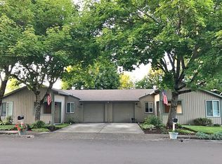 107 SE Sweetbriar Ln, Troutdale, OR 97060