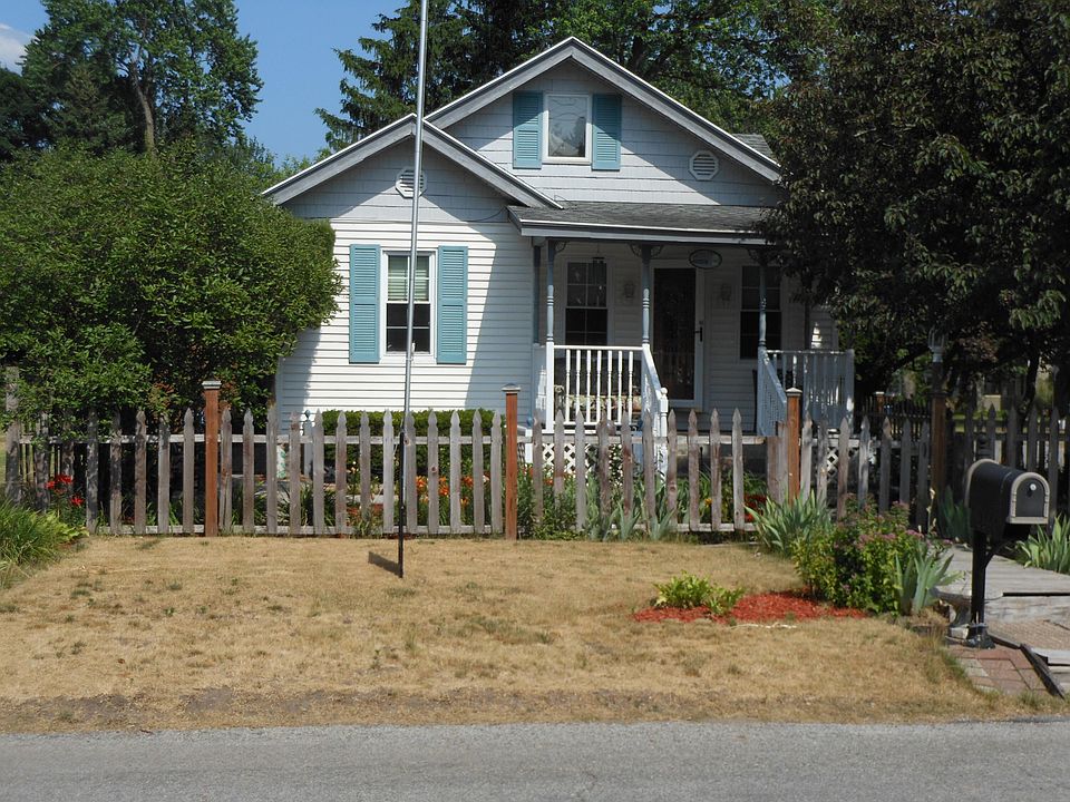 1st image of 2200 Gaynor Ave NW
