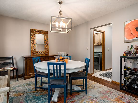 5th image of 1475 Sweetclover Ln
