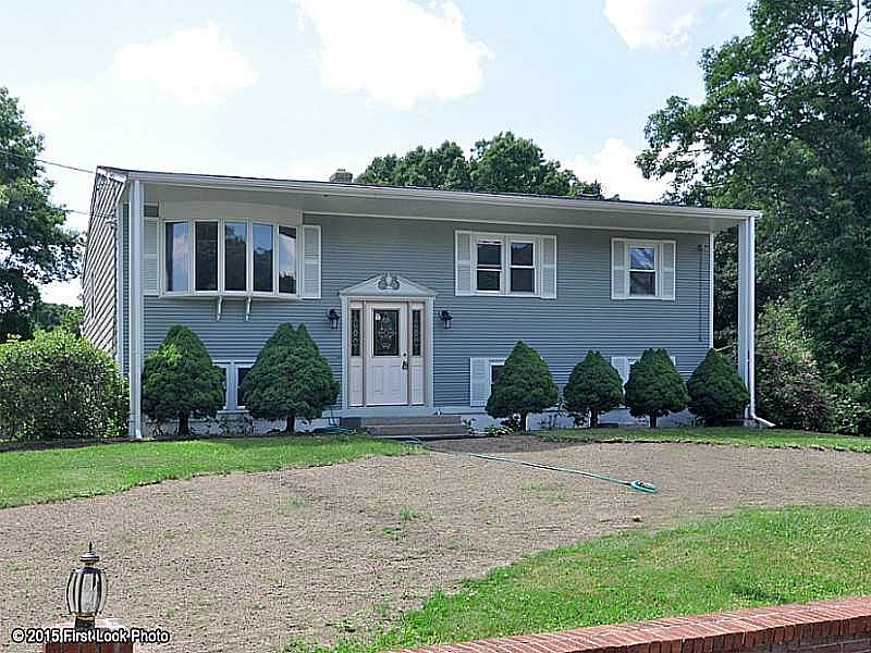 1st image of 16 Glenwood Dr