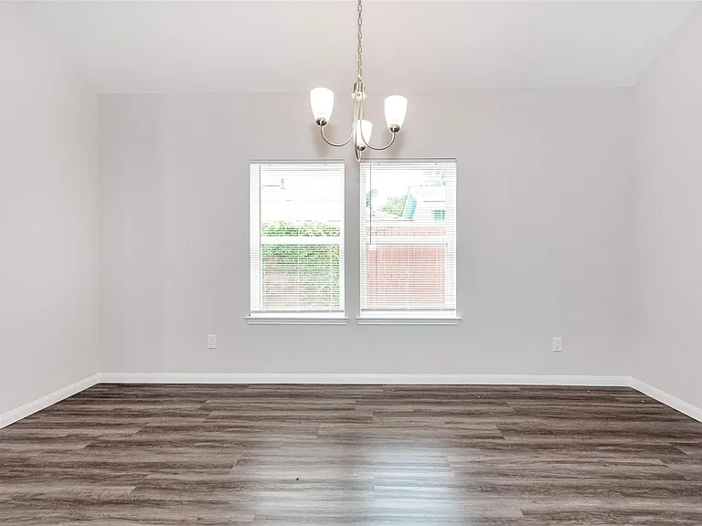 1206 Denison — Photo 6