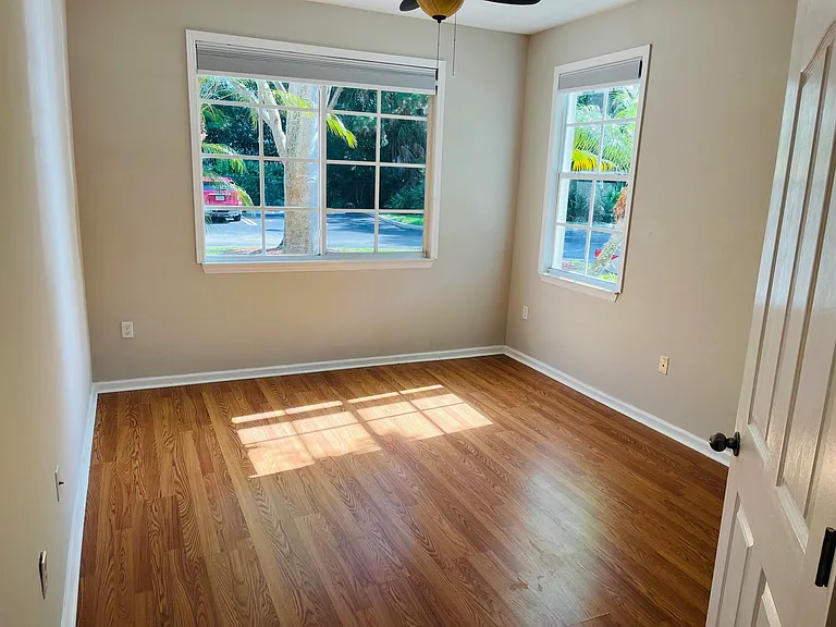 6101 Myrtlewood Cir W — Photo 5