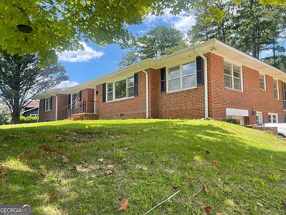 4th image of 103 Crestview Ln