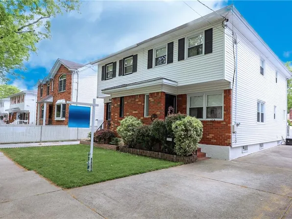 393 N Railroad Ave, Staten Island, NY 10304