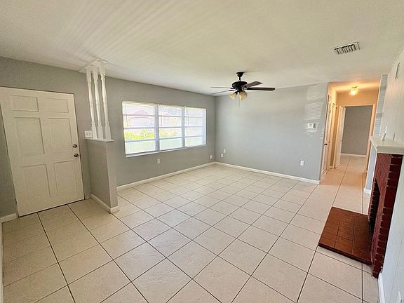 5th image of 1203 N Lavon Ave