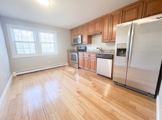 31 Stonehenge Rd #2, Londonderry, NH 03053