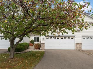 18716 Kalmar Ct, Lakeville, MN 55044