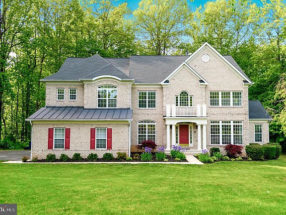 2nd image of 6602 Green Branch Ln