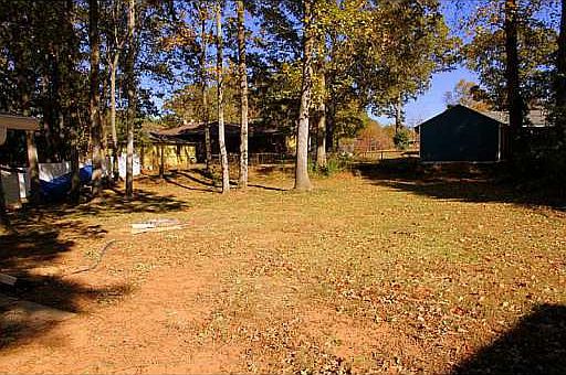 3rd image of 2421 Osborne Ct SW