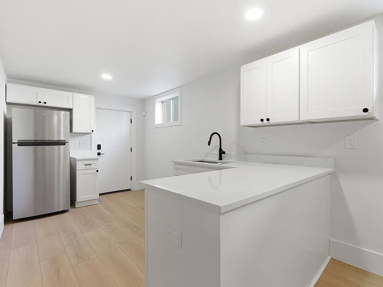 2945 NE 57th Ave — Photo 37