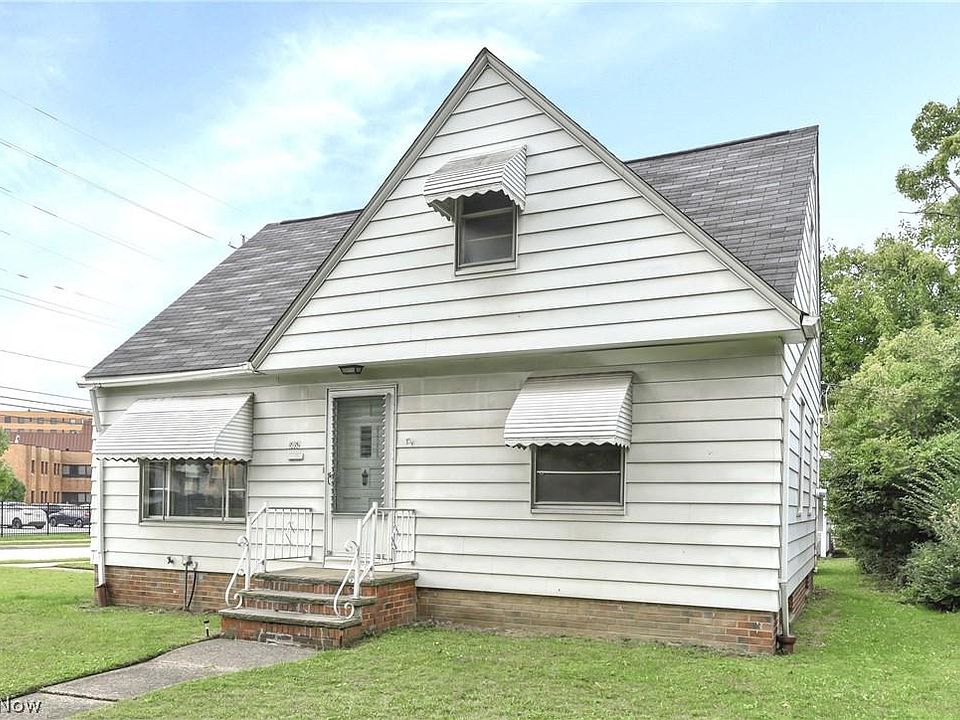 1st image of 5052 Claremont Blvd
