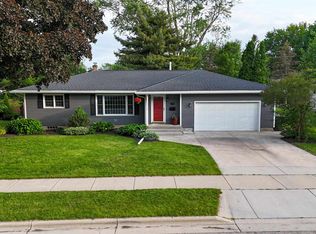143 W Goodland St, Sun Prairie, WI 53590