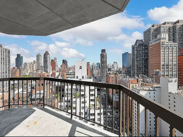 360 E 57th St #7A — Photo 11