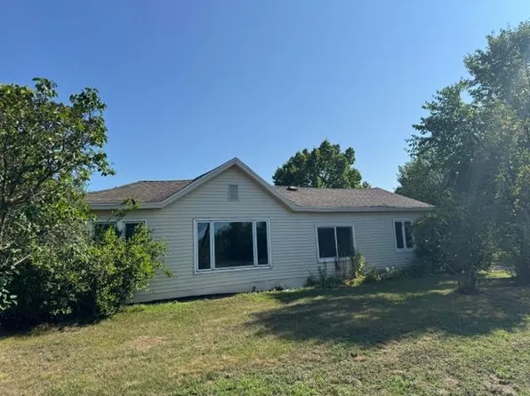202 NW Brown St, Verndale, MN 56481