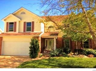 808 Ivy Trce, Ballwin, MO 63021